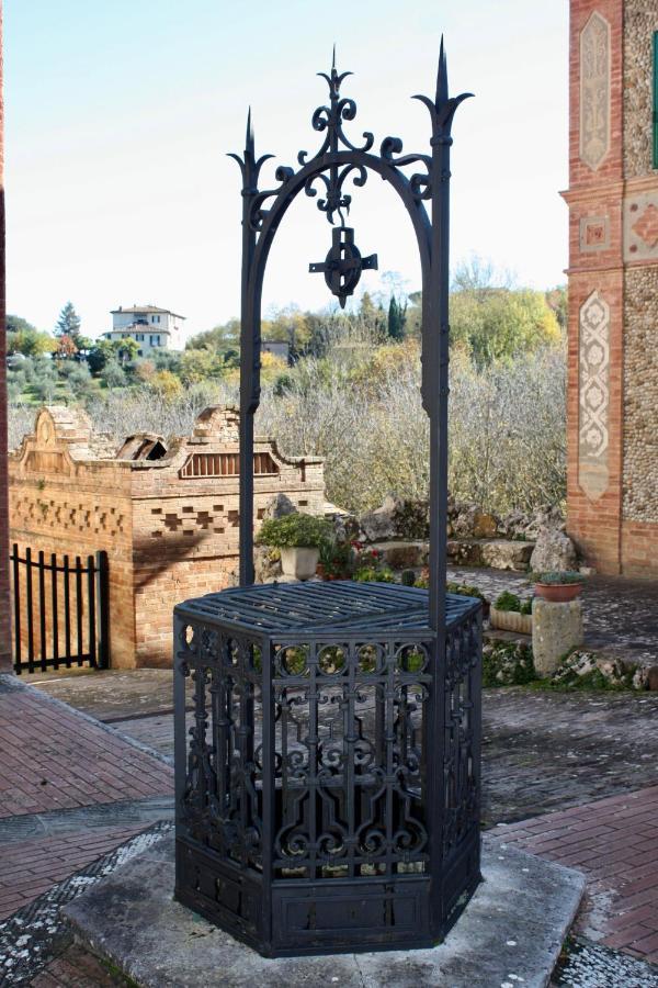 La Torre Di Caprera Lägenhet Siena Exteriör bild