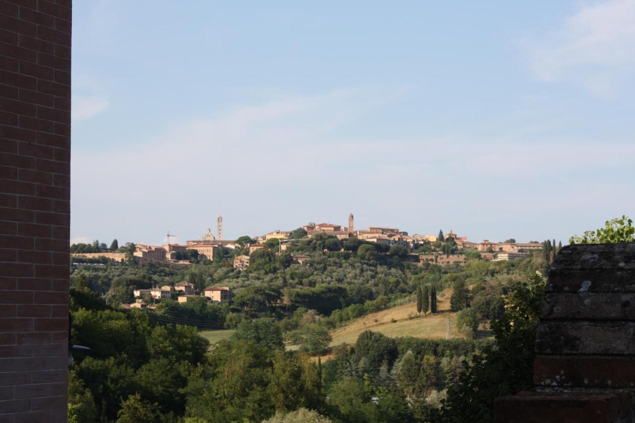 La Torre Di Caprera Lägenhet Siena Exteriör bild