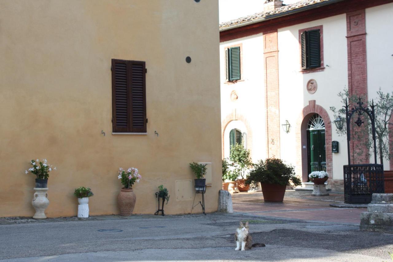 La Torre Di Caprera Lägenhet Siena Exteriör bild